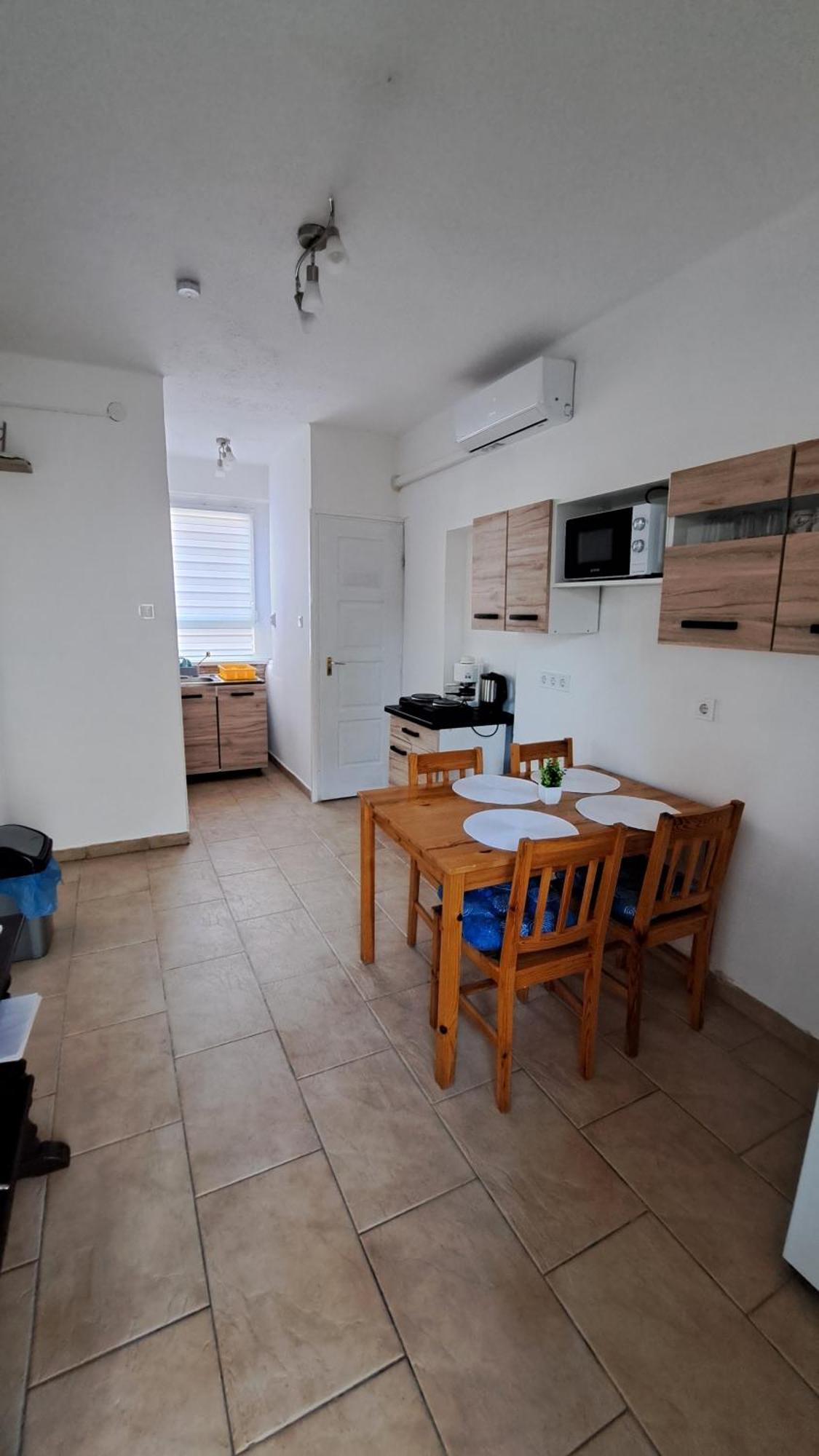 Marabella Apartmanok Hajdúszoboszló Exteriör bild