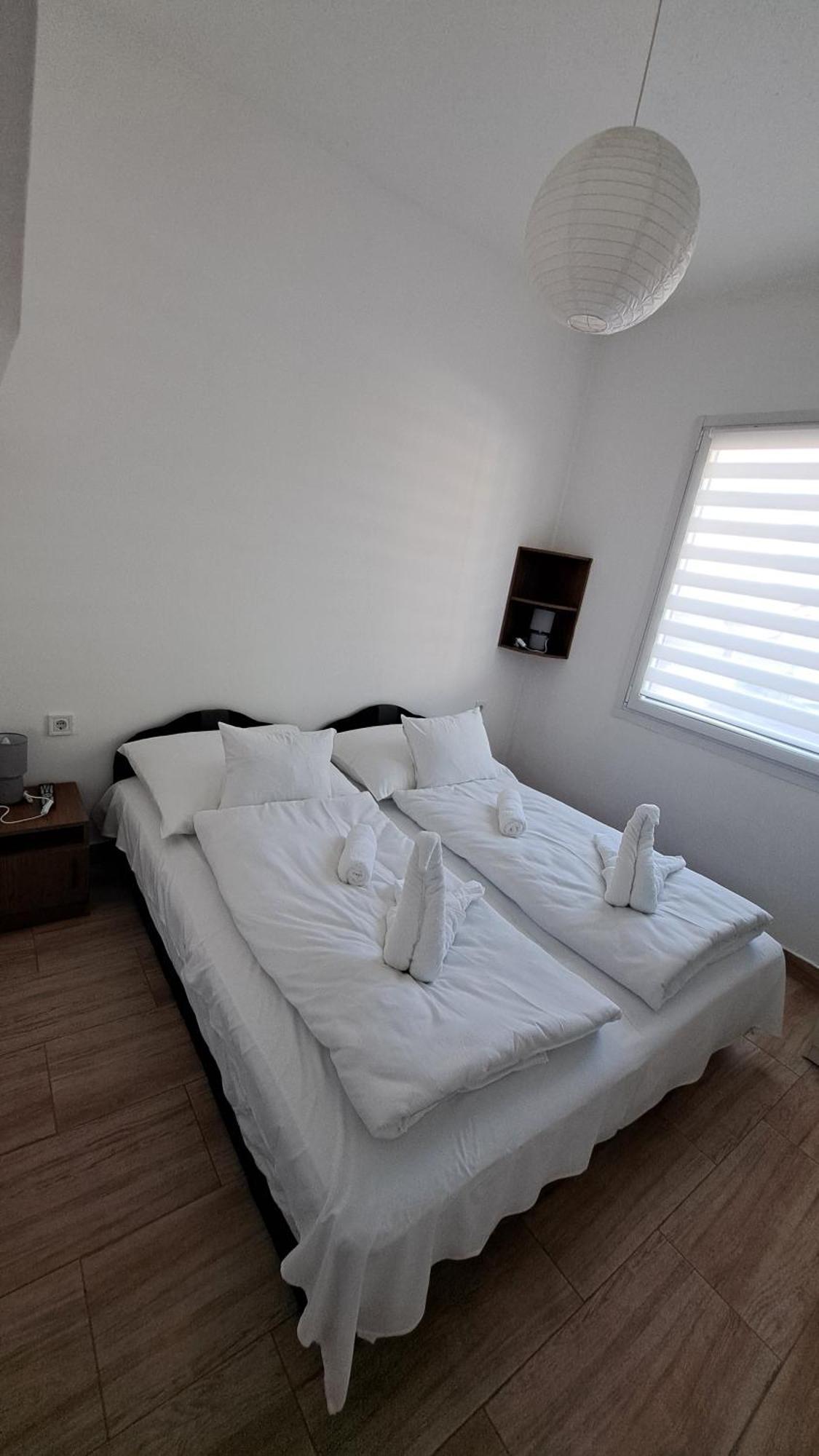 Marabella Apartmanok Hajdúszoboszló Exteriör bild